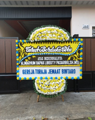 Papan Bunga Duka di Sardonoharjo