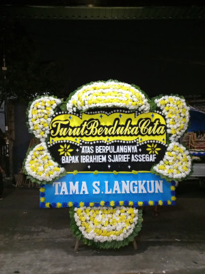 Papan Bunga Duka di Sardonoharjo